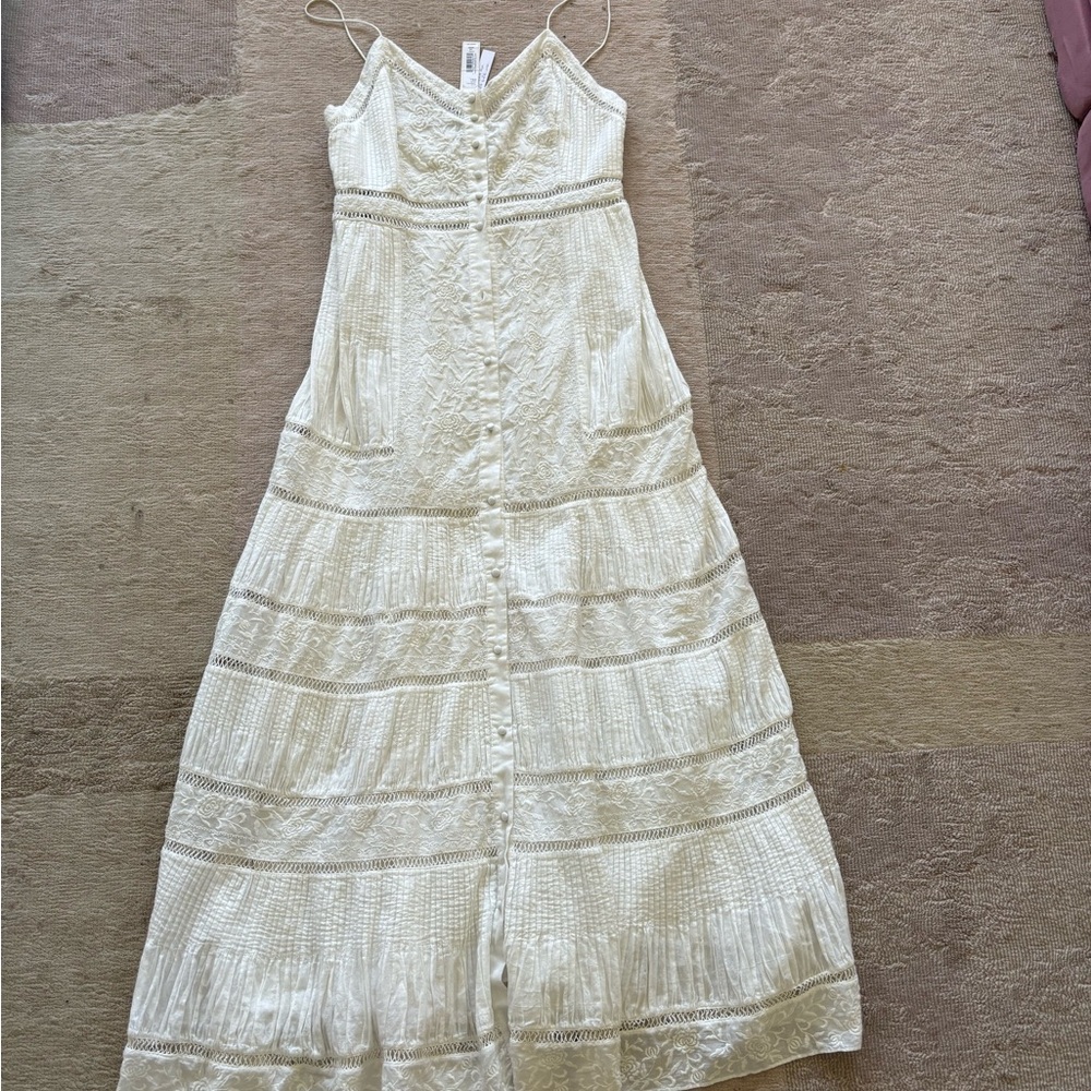 Alice+Olivia beautiful lace maxi dress